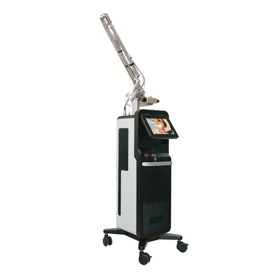 Machine à CO2 laser fractionnée professionnelle pour le rafraîchissement et le resserrement de la peau