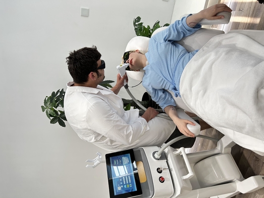 Machine à glaçons pour soins et beauté