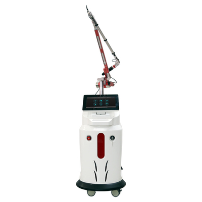 Machine laser picoseconde de 3500W Largeur d'impulsion de 500ps à 900ps Pour blanchiment de la peau