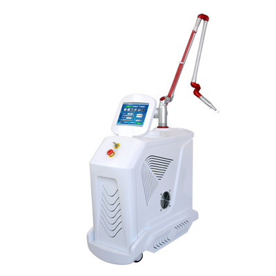 Machine à laser Q médicale commutée ND YAG de type stationnaire certifiée FDA