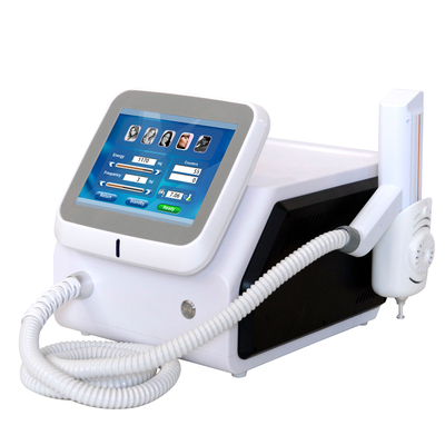 532nm 1064nm 1320nm Q Switch ND Yag Laser Machine pour le blanchiment de la peau / les cernes