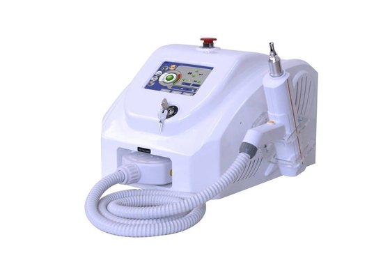 La machine laser ND Yag 3 en 1 avec écran tactile 8.4