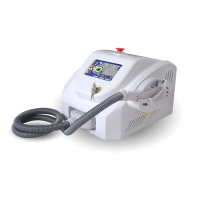 Machine laser IPL OPT professionnelle pour l' épilation / le rajeunissement de la peau