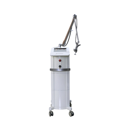 40W 60W machine laser CO2 fractionnée pour l' élimination des rides